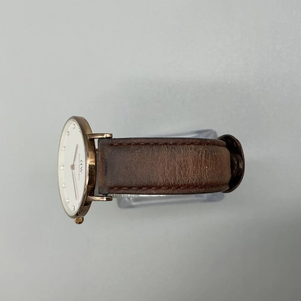 Daniel Wellington Womens Watch 34mm Gold Tone Brown Leather Band New Battery